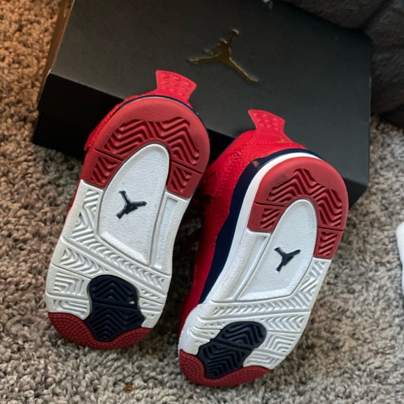 Kids Jordan Max 6c - Picture 4 of 5